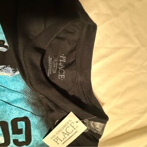 The Children's Place Black and Teal Graphic Tee